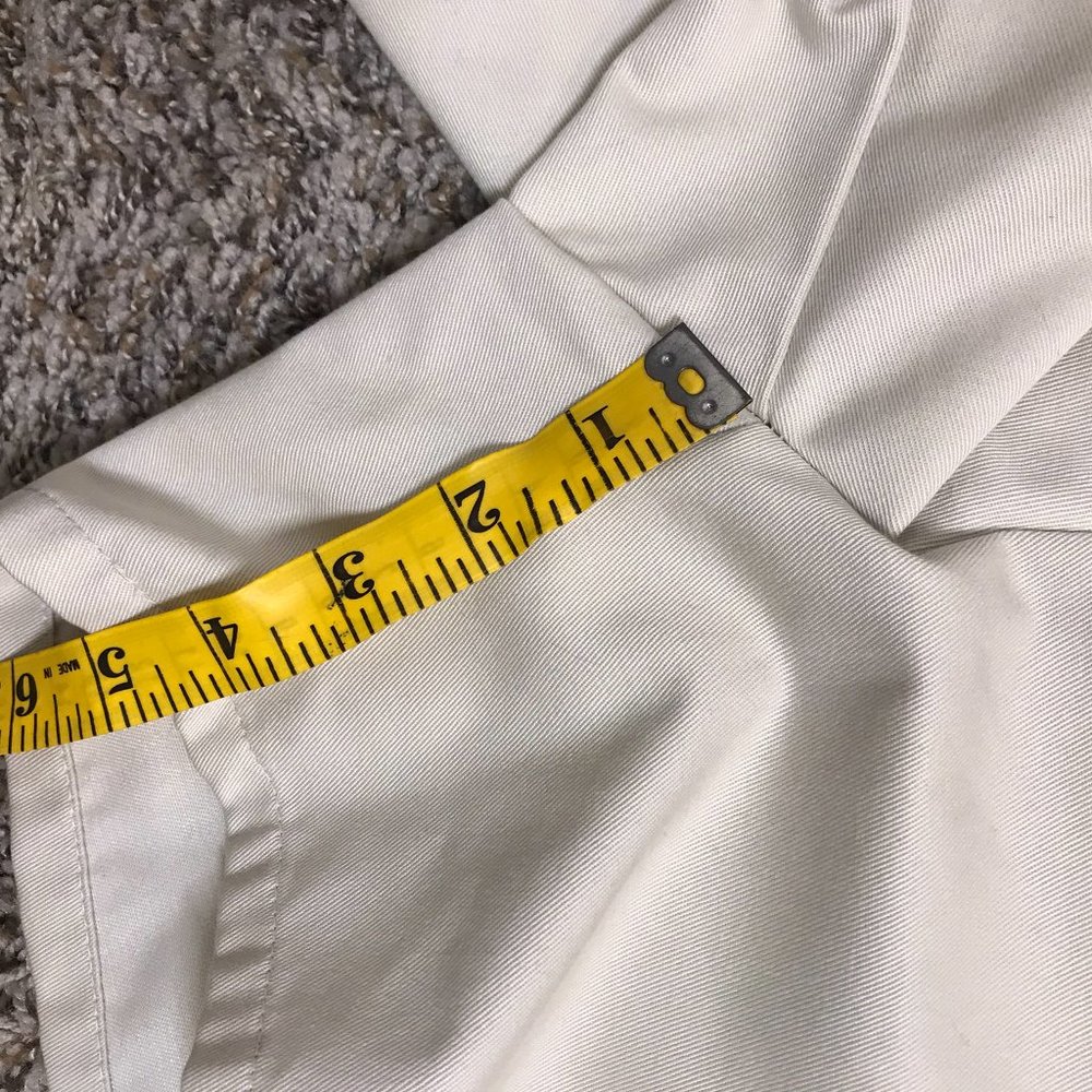 Docker Light Tan Mid-rise Khaki Shorts - Picture 5 of 6